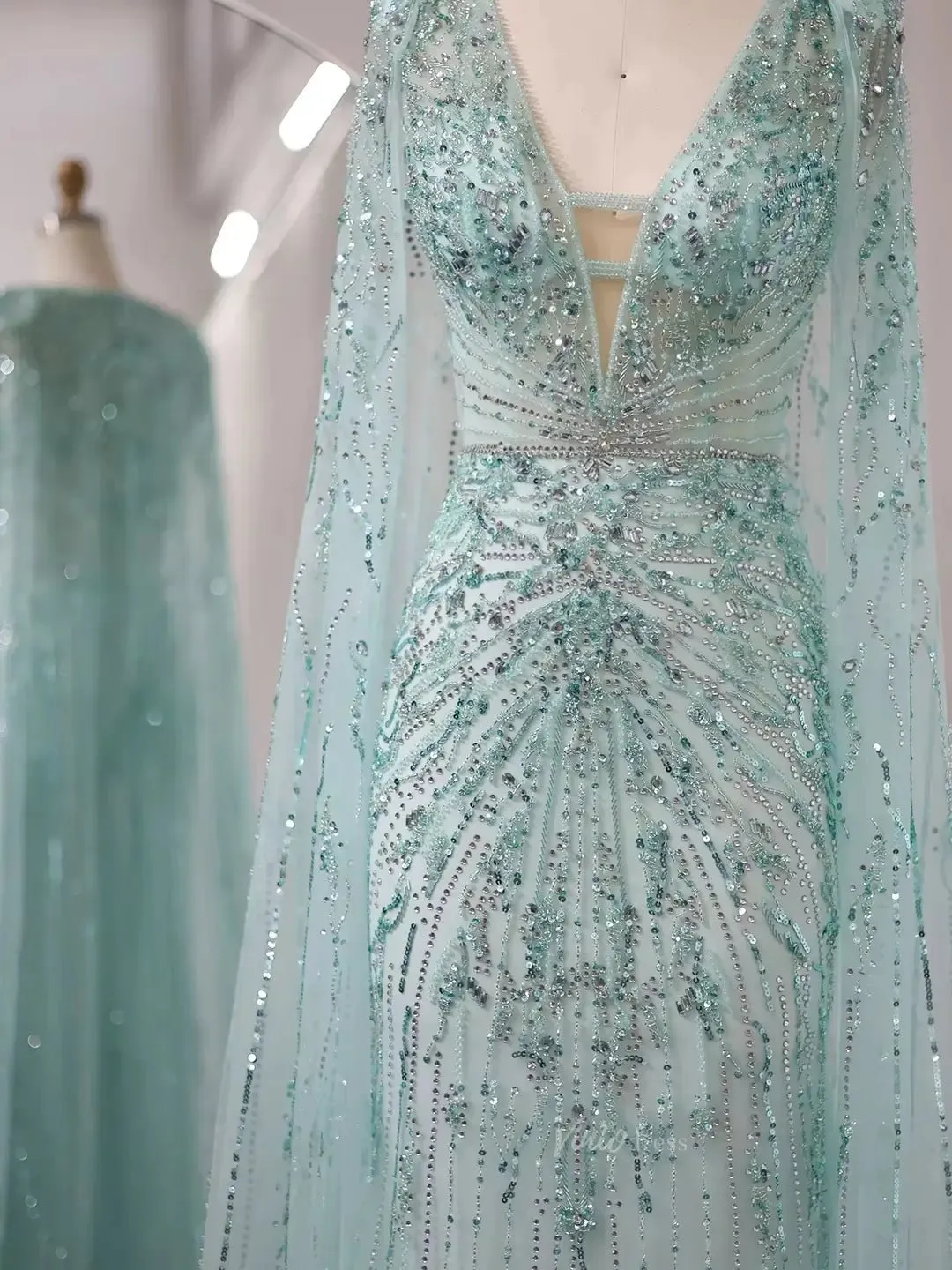 Beaded Cape Prom Dresses Elegant V-neck Formal Dresses Sheath BD049