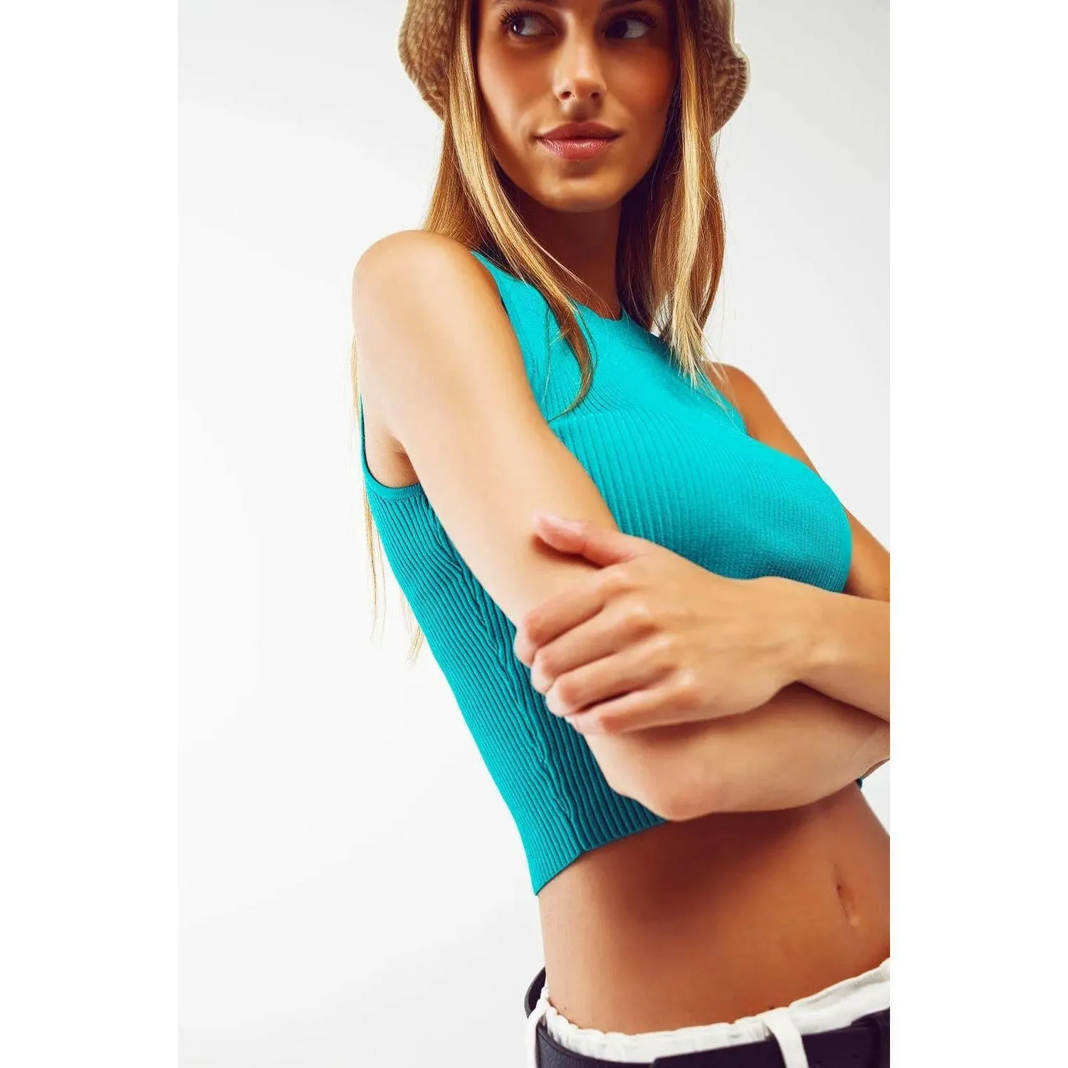 Cropped Knitted Tank Top in Turquoise