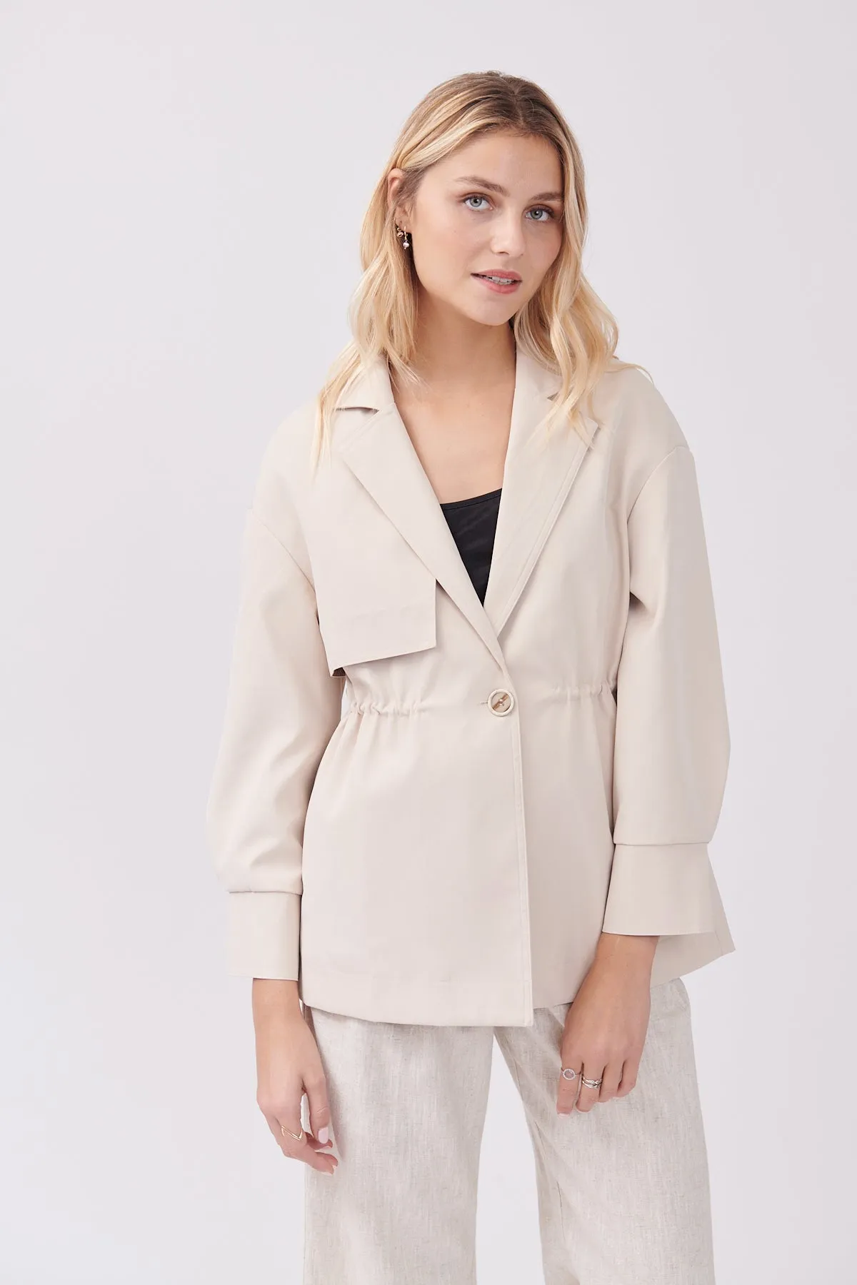 DRY-P485012 BEIGE WAISTED JACKET