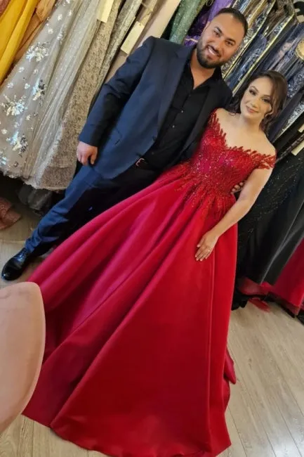 Elegant v-neck capsleeves a-line satin Wedding dresses