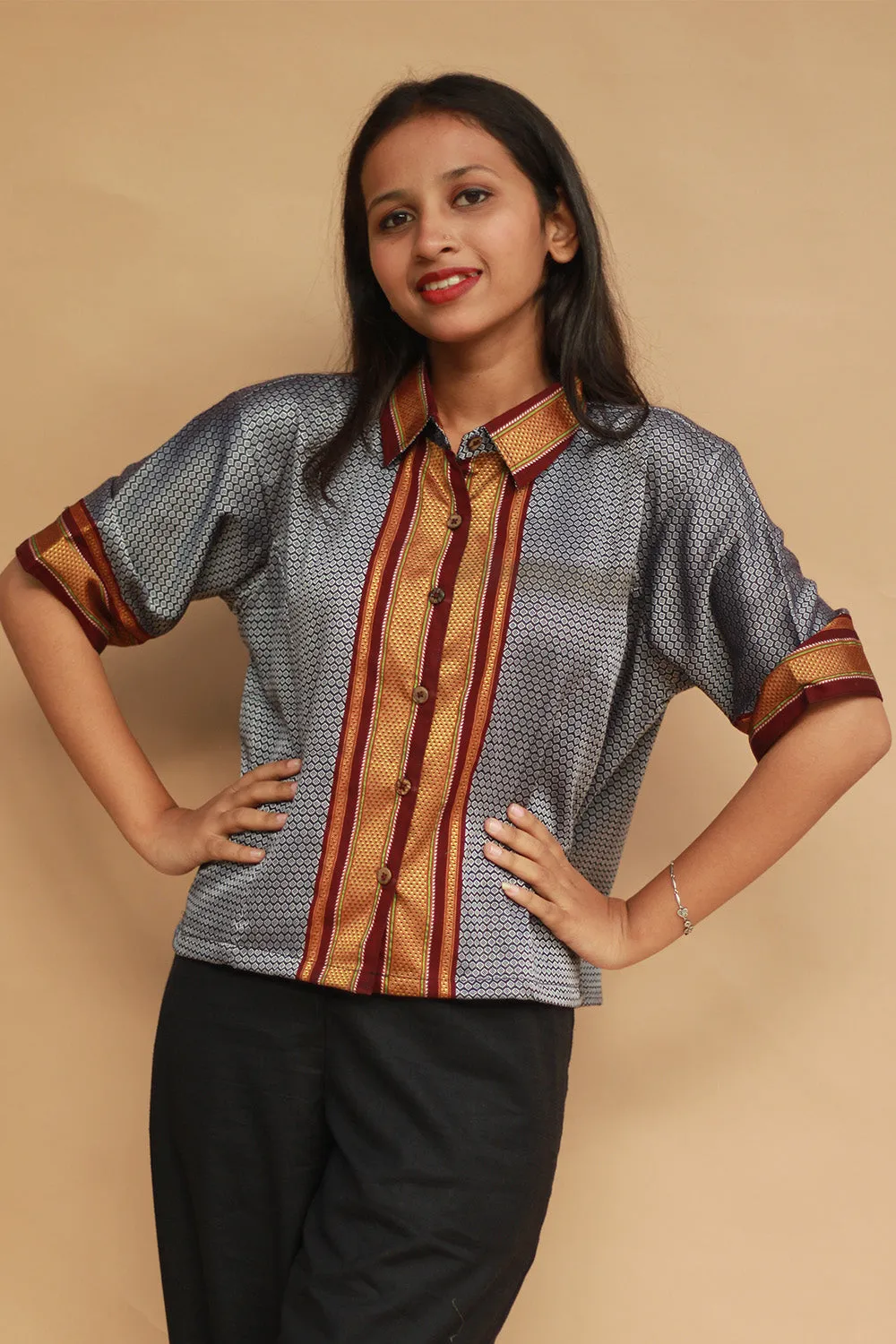 Kanaka | Khunn Cropped Shirt | Silver