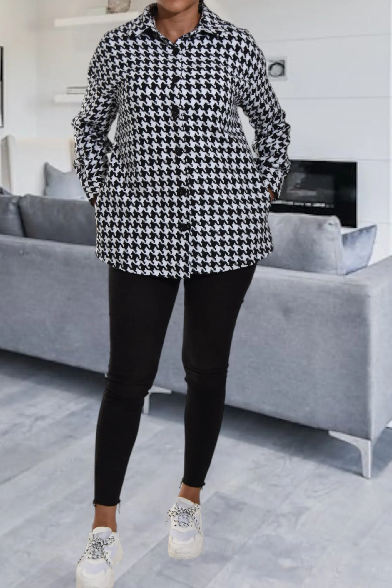 Ladies Houndstooth Pattern Blazer