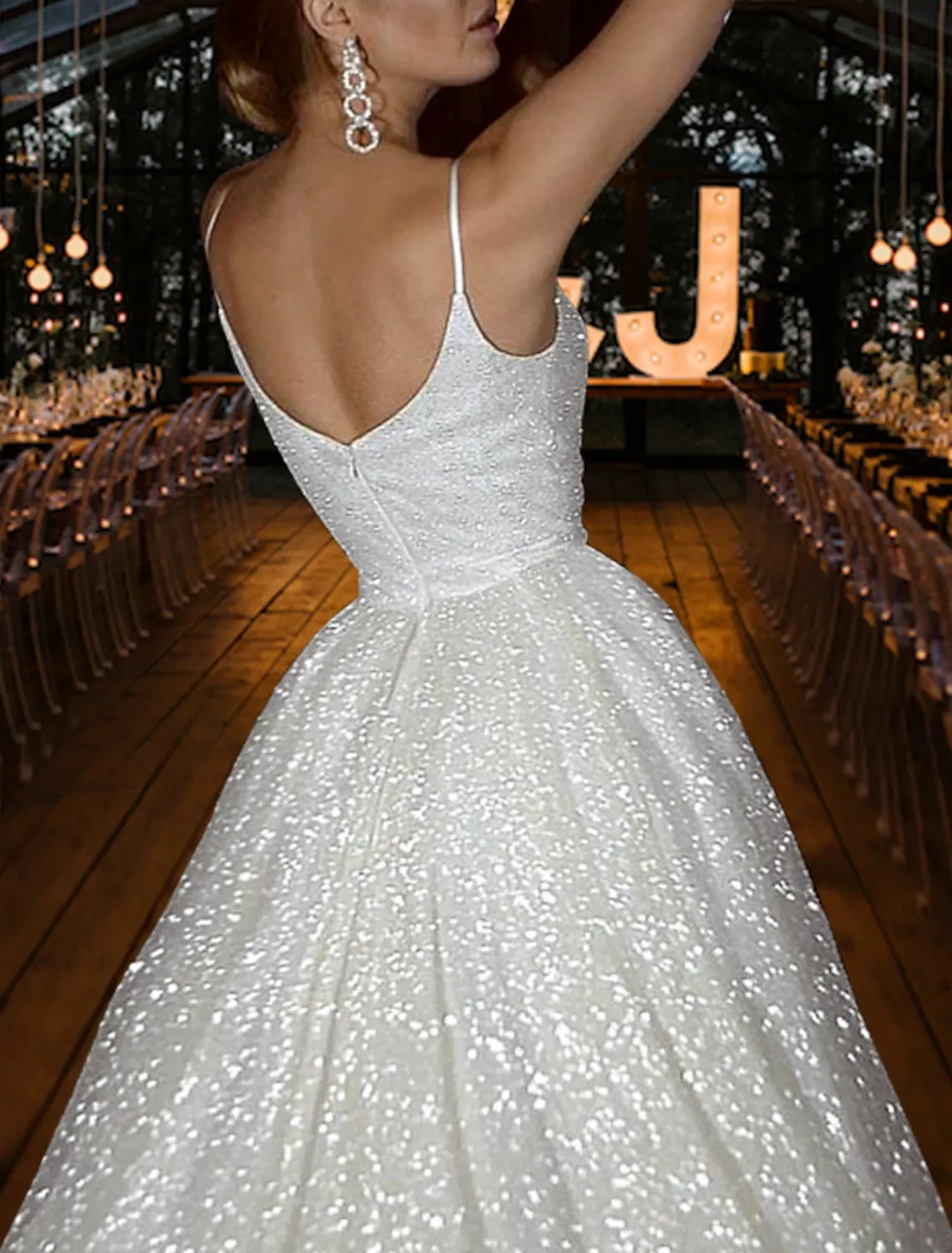 Luolandi Hall Sparkle & Shine Casual Wedding Dresses A-Line Camisole V Neck Spaghetti Strap Sweep / Brush Train Sequined Bridal Gowns