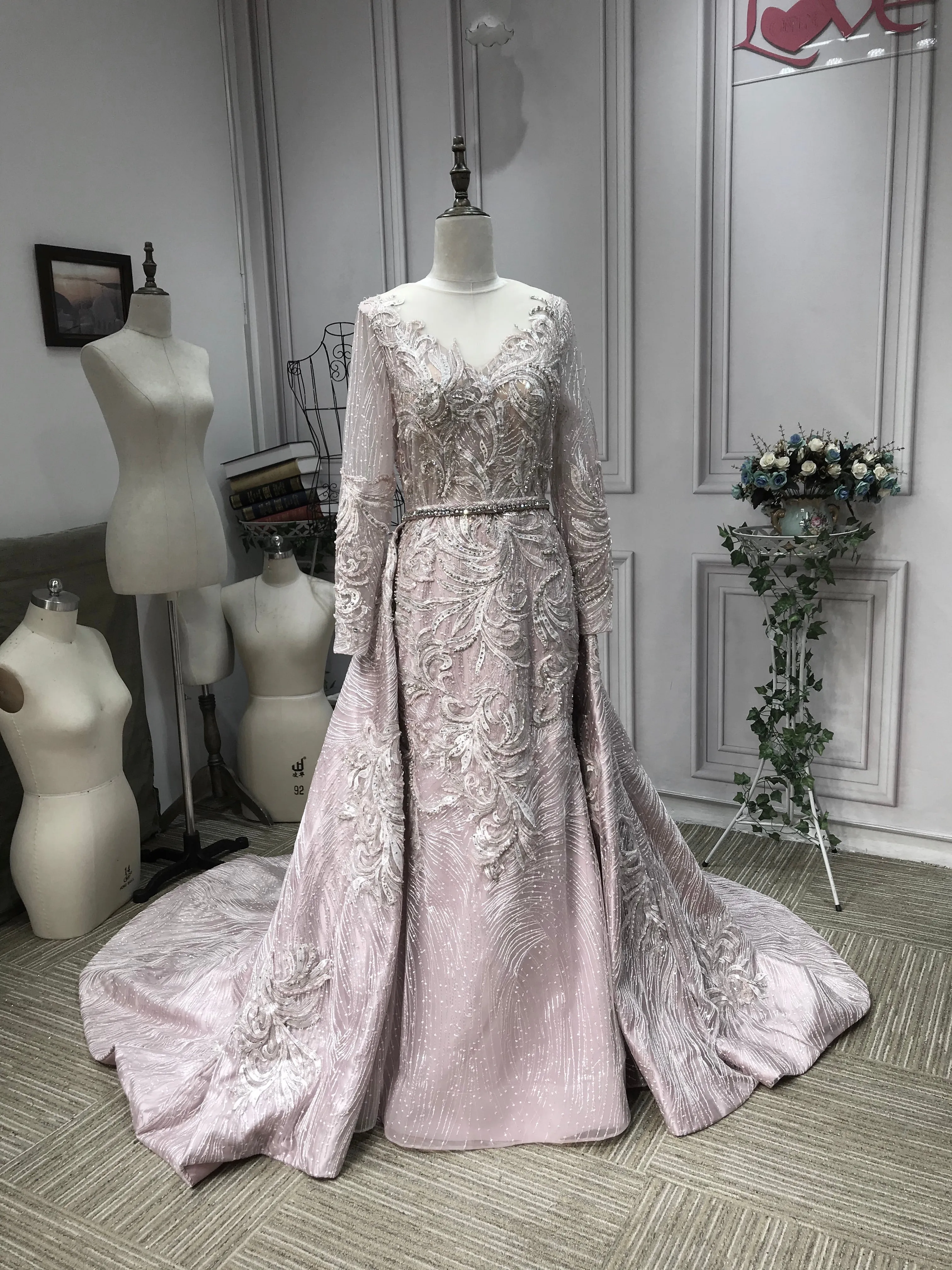 Luxurious crystals pearls rhinestones handmade beaded sparking long sleeves dusty pink dresses 2020