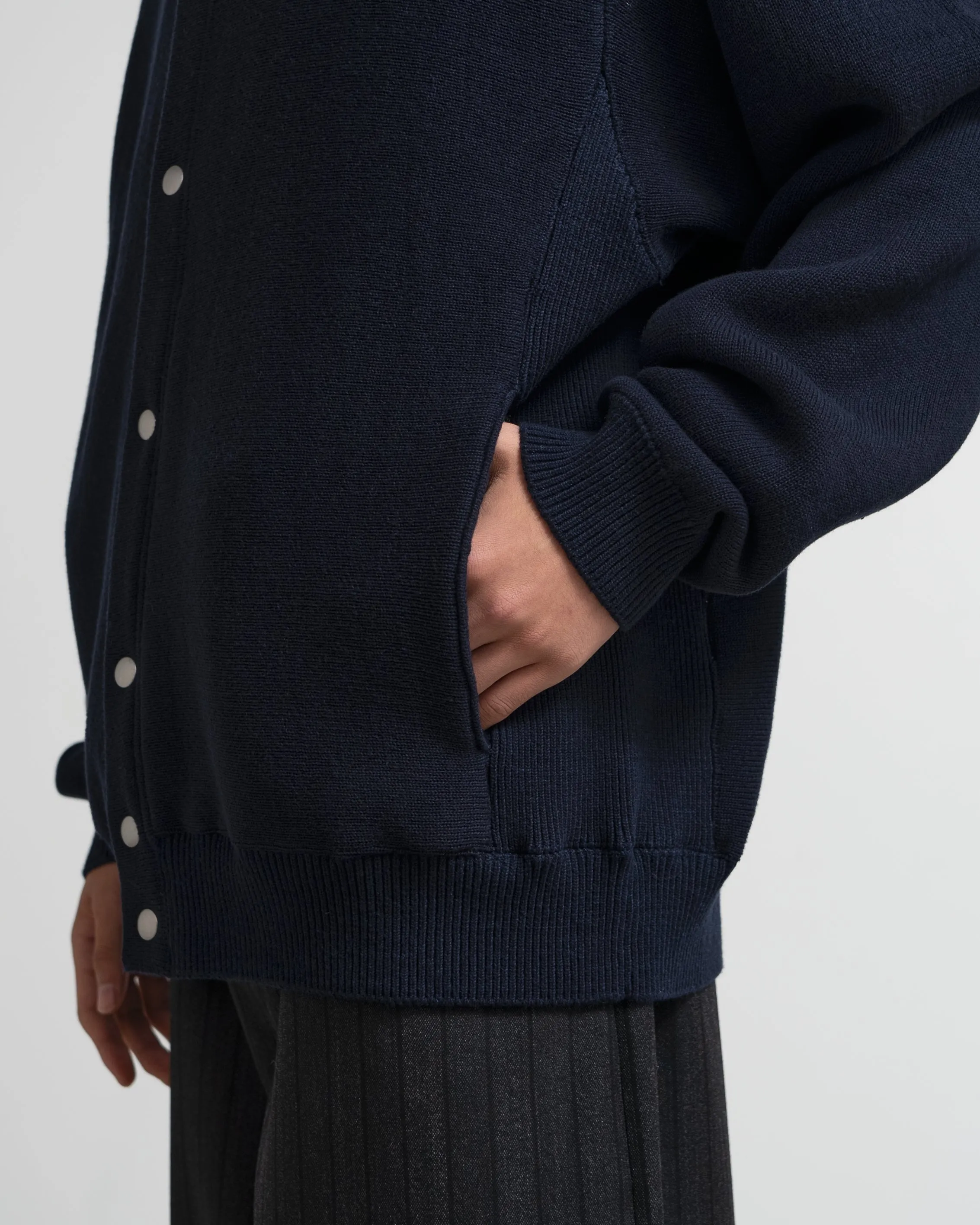 NEW SWEATSHIRT CARDIGAN