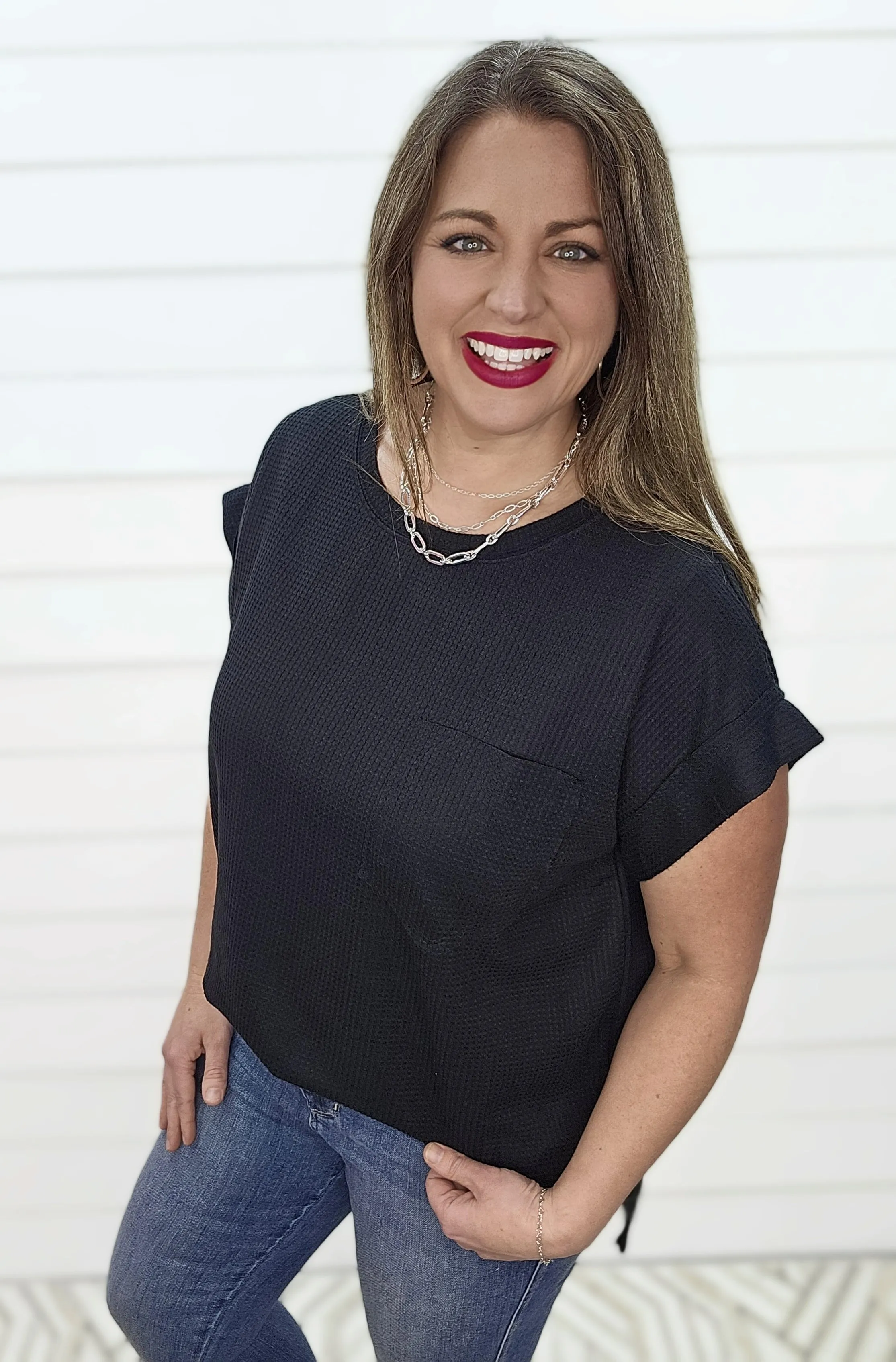 WAFFLE TEXTURE CREW NECK POCKET TOP - BLACK
