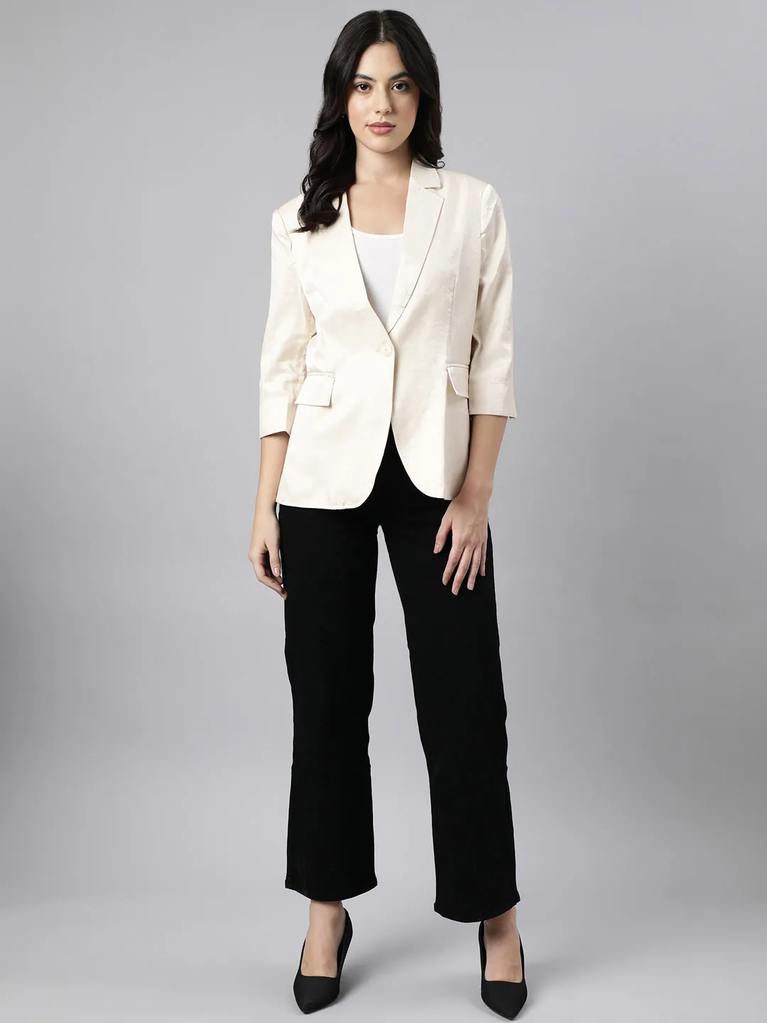 Women Beige Slim-Fit Notched Lapel Collar Single-Breasted Blazer